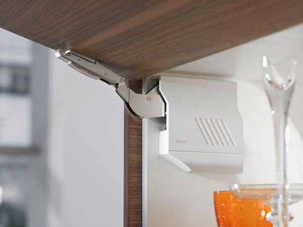Aventos HK-S Blumotion sada C silný bílá, LF=960-2215, sada se skládá z: