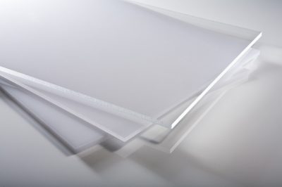 PLEXIGLAS  4mm XT čirá deska   1000 x 500 mm