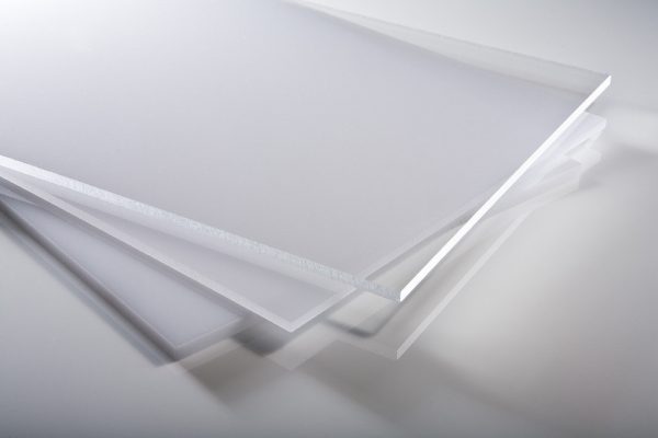 PLEXIGLAS  6mm XT čirá deska   1000 x 1500 mm